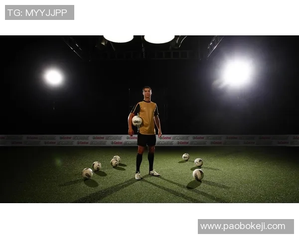 足球明星小腿肌肉纹身的魅力与个性展现解析