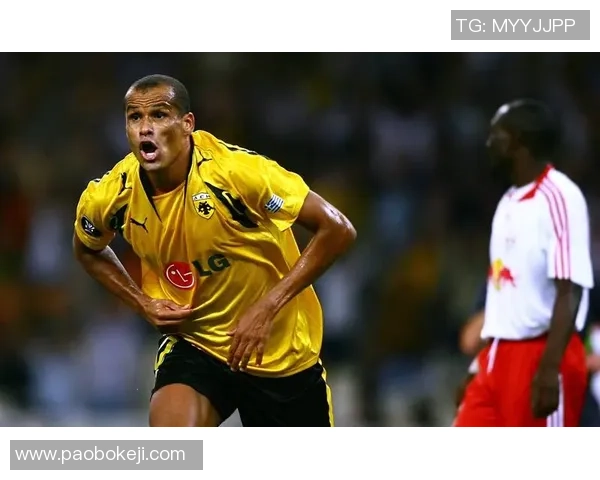 足球明星的卓越表现与无与伦比的魅力让世界为之倾倒的赞美之声 足球明星的卓越表现与无与伦比的魅力让世界为之倾倒的赞美之声